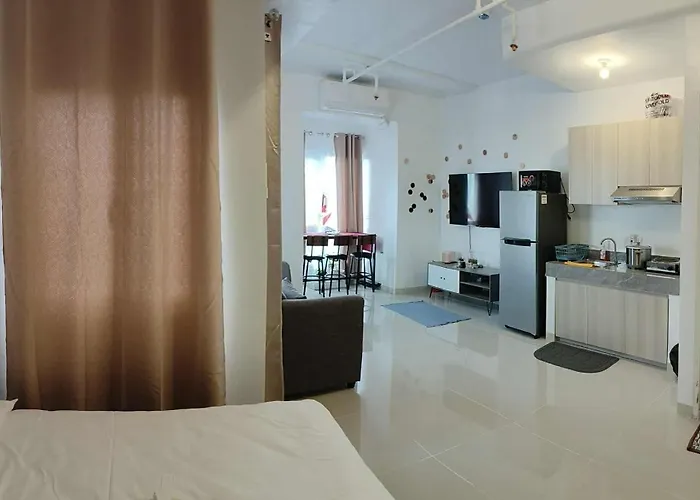 Shane's View Homestay Manila